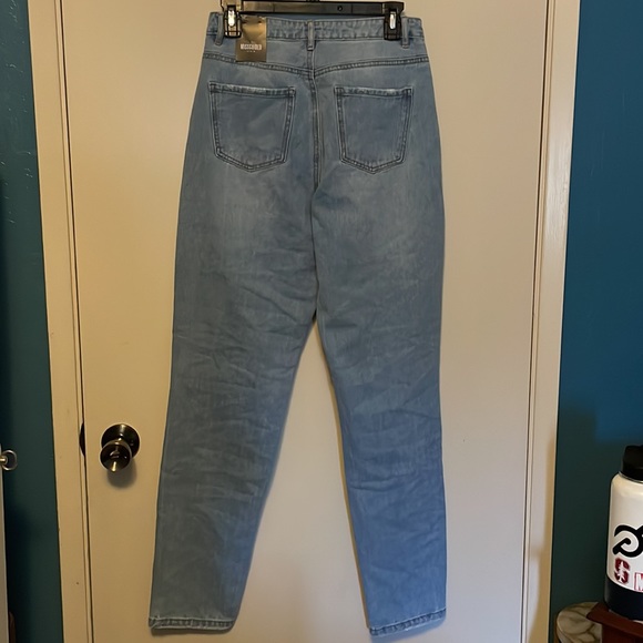 NWT Misguided Riot‎ High Rise Mom Jean 6L - Picture 2 of 5